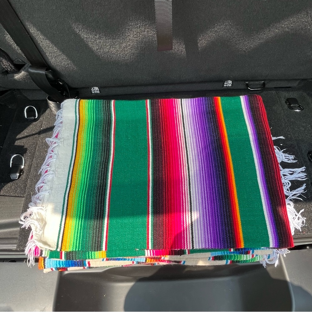 Green sarape blanket - Picture 3 of 5